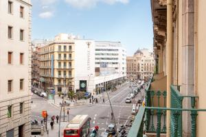 Nespecifikovaný výhled na destinaci Barcelona nebo výhled na město při pohledu z hotelu