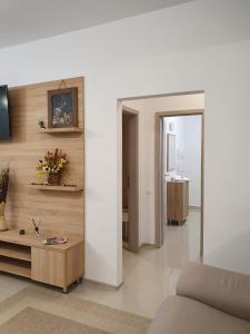 TV/trung tâm giải trí tại Apartament ȘIC Poiana Brasov +16 ảnh