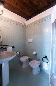A bathroom at Agriturismo Le Biricoccole