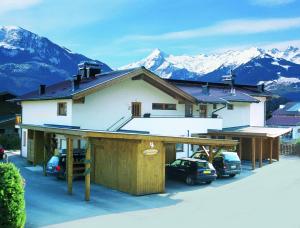 Gallery image of Golf & Ski Appartements Lesak in Zell am See