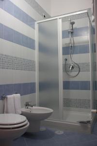Koupelna v ubytování Bovio Modern Suite