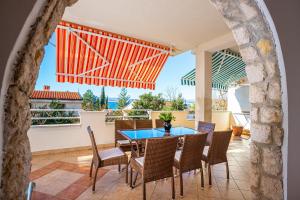 Balkón nebo terasa v ubytování Apartment in Dramalj 41606