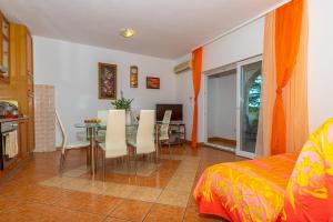 Posezení v ubytování Apartment in Dramalj 41606