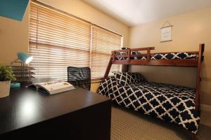Heated private pool - 6bedroom - Large backyard - Arcade - Family Fun