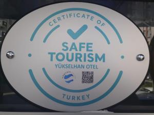 Certifikát, hodnocení, plakát nebo jiný dokument vystavený v ubytování Adana Yukselhan Hotel