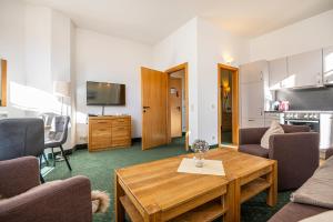 Kuchnia lub aneks kuchenny w obiekcie Hotel Das Gastein - ganzjährig inklusive Alpentherme Gastein & Sommersaison inklusive Gasteiner Bergbahnen