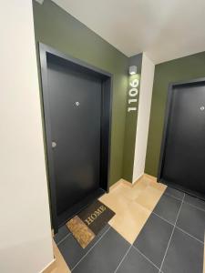 Fotografia z galérie ubytovania New Luxury City centre apartment with panoramic view, free parking v Bratislave