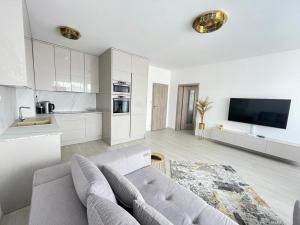 Kuchyňa alebo kuchynka v ubytovaní New Luxury City centre apartment with panoramic view, free parking