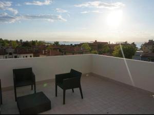 Gallery image of Stylish Penthouse Apartment in Venice Lido, 10 minutes from Saint Marks Square in Venice-Lido
