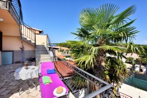 Balkón nebo terasa v ubytování Apartment in Funtana with sea view, terrace, air conditioning, WiFi (4879-1)