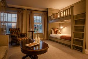 Postel nebo postele na pokoji v ubytování Ballygarry Estate Hotel & Spa + 37 fotografií