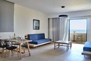 Posedenie v ubytovaní Silver Beach Hotel & Apartments