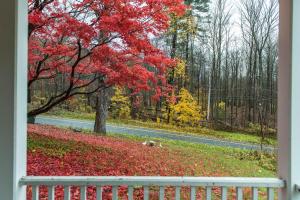 Photo de la galerie de l'établissement Restored 1881 Farm House, à Lenox