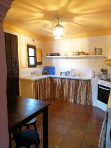 Η κουζίνα ή μικρή κουζίνα στο Casa Natalia