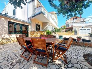Hrvatska, LOVIŠTE-PELJEŠAC, Apartments Ivana