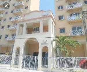 Το κτήριο όπου στεγάζεται  το διαμέρισμα