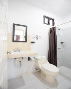 Koupelna v ubytování Hotel Casa Ariana