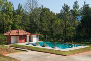 Bazén v ubytování Agraharam Resorts nebo v jeho okolí