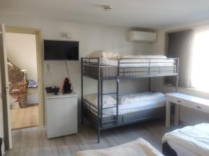 La Casita bed and breakfast emeletes ágyai egy szobában