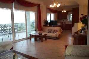 Khu vực ghế ngồi tại Estella sorelle II