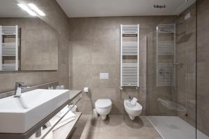 Koupelna v ubytování HOTEL TRILAGO