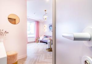 Zdjęcie z galerii obiektu Apartamenty Flat White Obywatelska 49 w Zielonej Górze