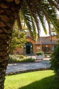 Vườn quanh Hotel Selva Candida