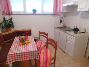 Fotografie z fotogalerie ubytování Apartments in Icici 31191 v destinaci Ičići