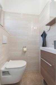 Phòng tắm tại Deluxe apartment White Angel +12 ảnh