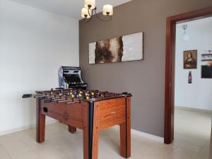 Herní místnost v ubytování Villa Sunset Faro Deluxe & Spa Pool