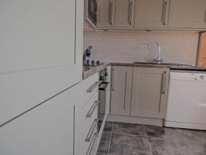 Η κουζίνα ή μικρή κουζίνα στο Les Clarines 1