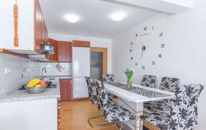 Kuchnia lub aneks kuchenny w obiekcie Branko B4