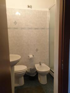 Vannituba majutusasutuses Albergo Astro
