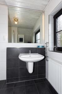 Koupelna v ubytování Ferienhaus Lüder