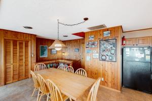 Gallery image of Breakers #12-FF in Frisco