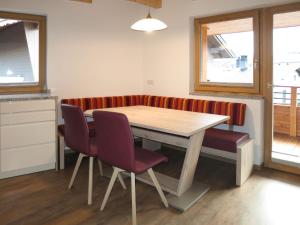 Zdjęcie z galerii obiektu Apartment Nina by Interhome w mieście Uderns