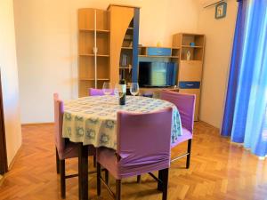 Kuchyň nebo kuchyňský kout v ubytování Roko apartment house