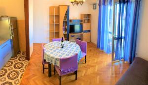 TV a/nebo společenská místnost v ubytování Roko apartment house