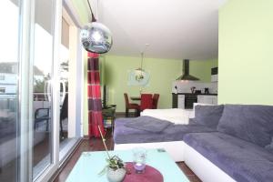 Kuchyň nebo kuchyňský kout v ubytování F-1072 Haus am Strand FeWo 03 strandnah, Balkon, Meerblick