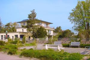 Zahrada ubytování F-1072 Haus am Strand FeWo 03 strandnah, Balkon, Meerblick