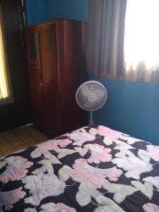 Rúm í herbergi á Hostal don Felipe