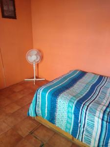 Rúm í herbergi á Hostal don Felipe