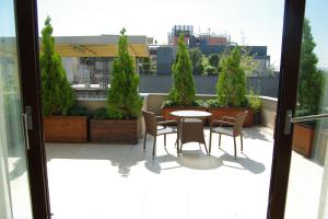 A balcony or terrace at Pera Residence