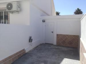 Fotografie z fotogalerie ubytování 2 bedroom newly renovated bungalow close to bars restaurants v destinaci Los Alcázares