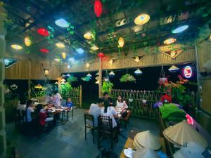 Restoranas ar kita vieta pavalgyti apgyvendinimo įstaigoje Trang An Moon Garden Homestay