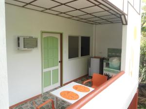 Gallery image of Menchu's Pension House in Panglao Island