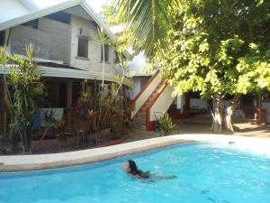 Gallery image of Menchu's Pension House in Panglao Island