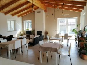 A seating area at Agriturismo Casa Matilde