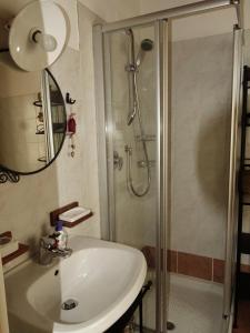 Ванная комната в Baita Casera Caviazza