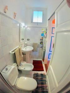 A bathroom at Casa Lionessa